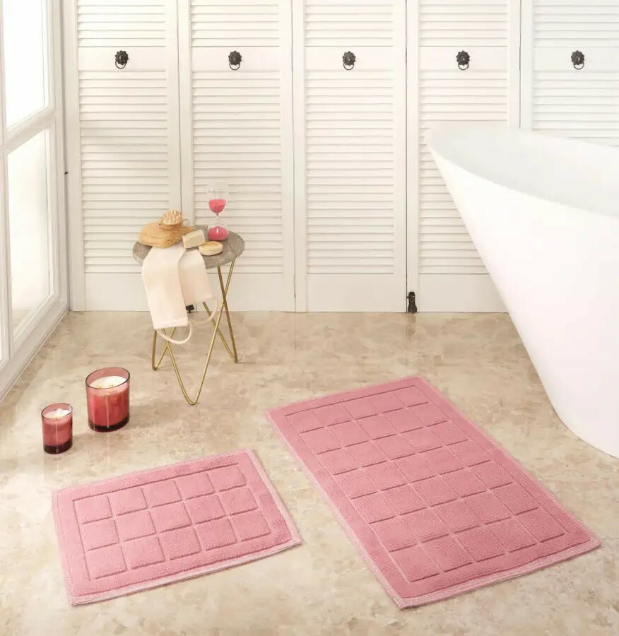Выбор декоративных ковриков для ванной