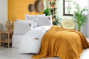 Новинки уже в продаже: прекрасные наборы постельного белья Limasso Hand Made с пике-покрывалом фото