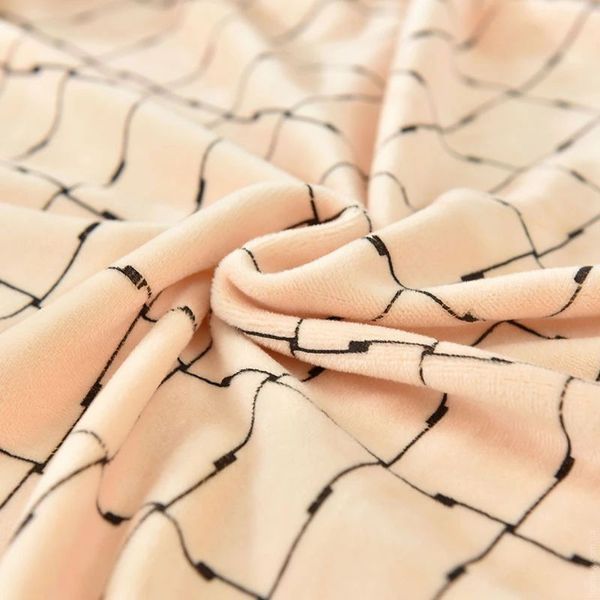 Чохол на крісло HomyTex Оксамитовий плюш Крем 71082 фото