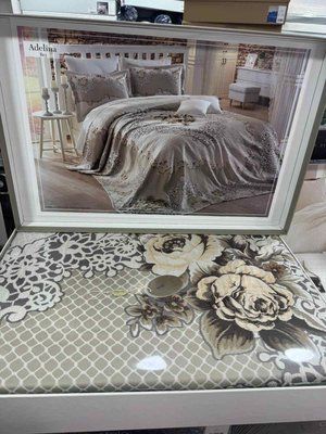 Покривало гобеленова Dantela Vita Adelina bej 260x260 см з наволочками 211513 фото