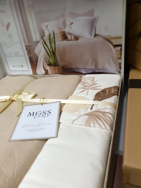 Покрывало хлопковое Moss Home Palm бежевое с наволочками и простынью 206824 фото