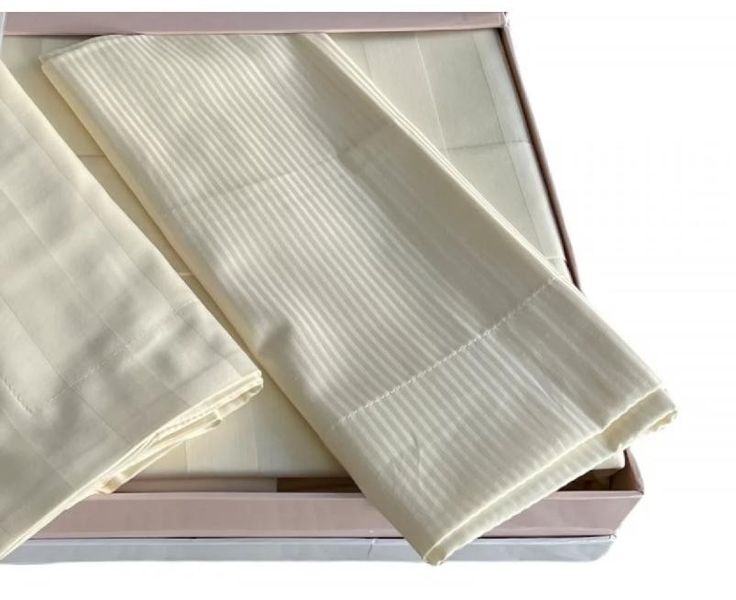 Постільна білизна Maison D'or Fous Linens Ecru бамбук кремове євро 194125 фото