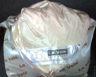 Одеяло Le Vele Melbury Silk в шелковом чехле 195x215 см 5029 фото