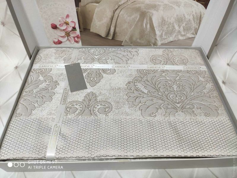 Покрывало Gardine's жаккардовое Diva Bej 240x260 см с наволочками 108932 фото