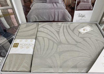 Покривало жакардове Moda Box Taliye 240x260 см сіре з наволочками 210823 фото