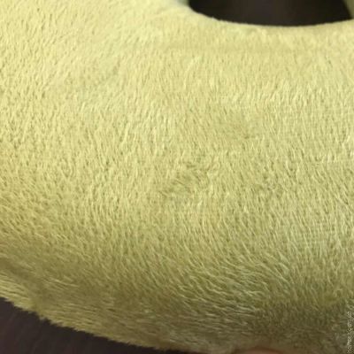 Подушка ErgoFoam ортопедична рогалик, з ефектом пам'яті помаранчева 27х32 см. 78133 фото