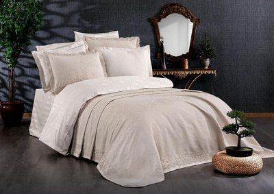 Покривало жакардове з мереживом Finezza Home Delux stone 250x260 см з наволочками 50х70 см сіро-бежеве 217018 фото
